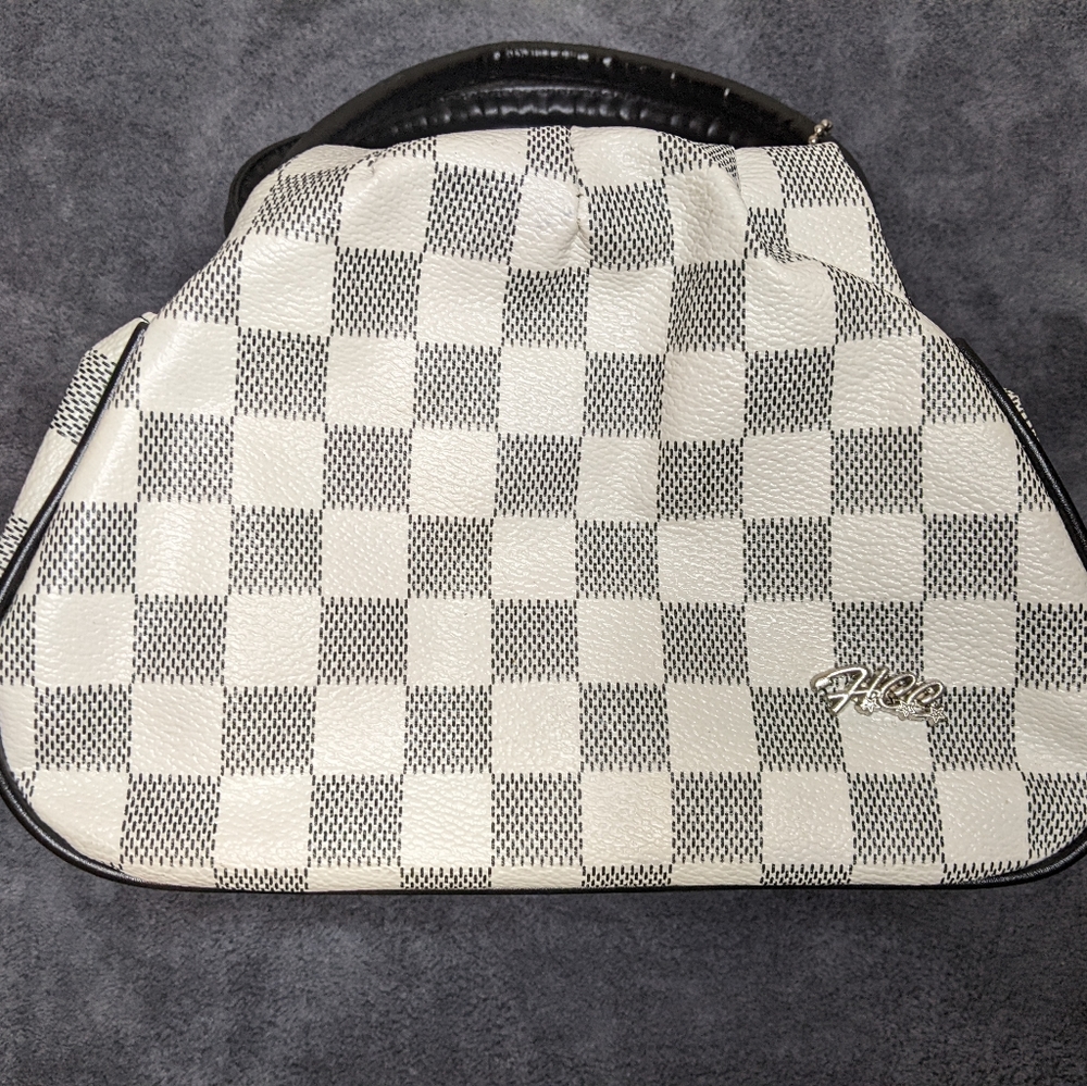 HCC White Black Checkered Mini Hand Bag with Clamshell Tag Bag
